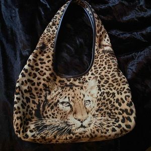 Leopard print shoulder bag